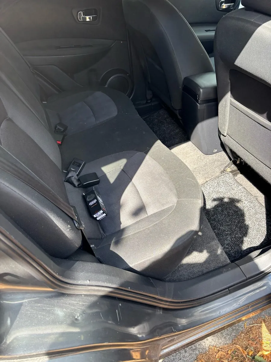 Nissan Qashqai  1.5 dsl - Image 6