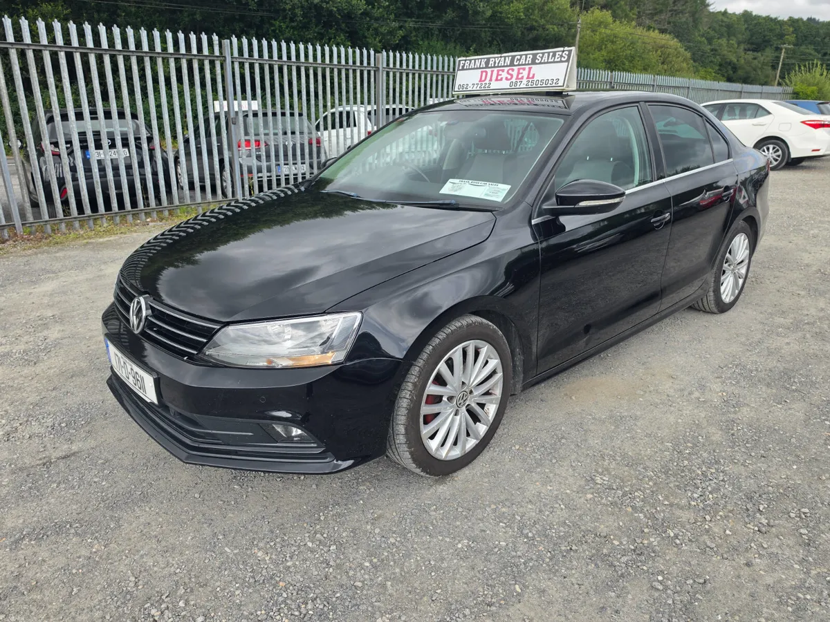 Volkswagen Jetta 2017 - Image 4