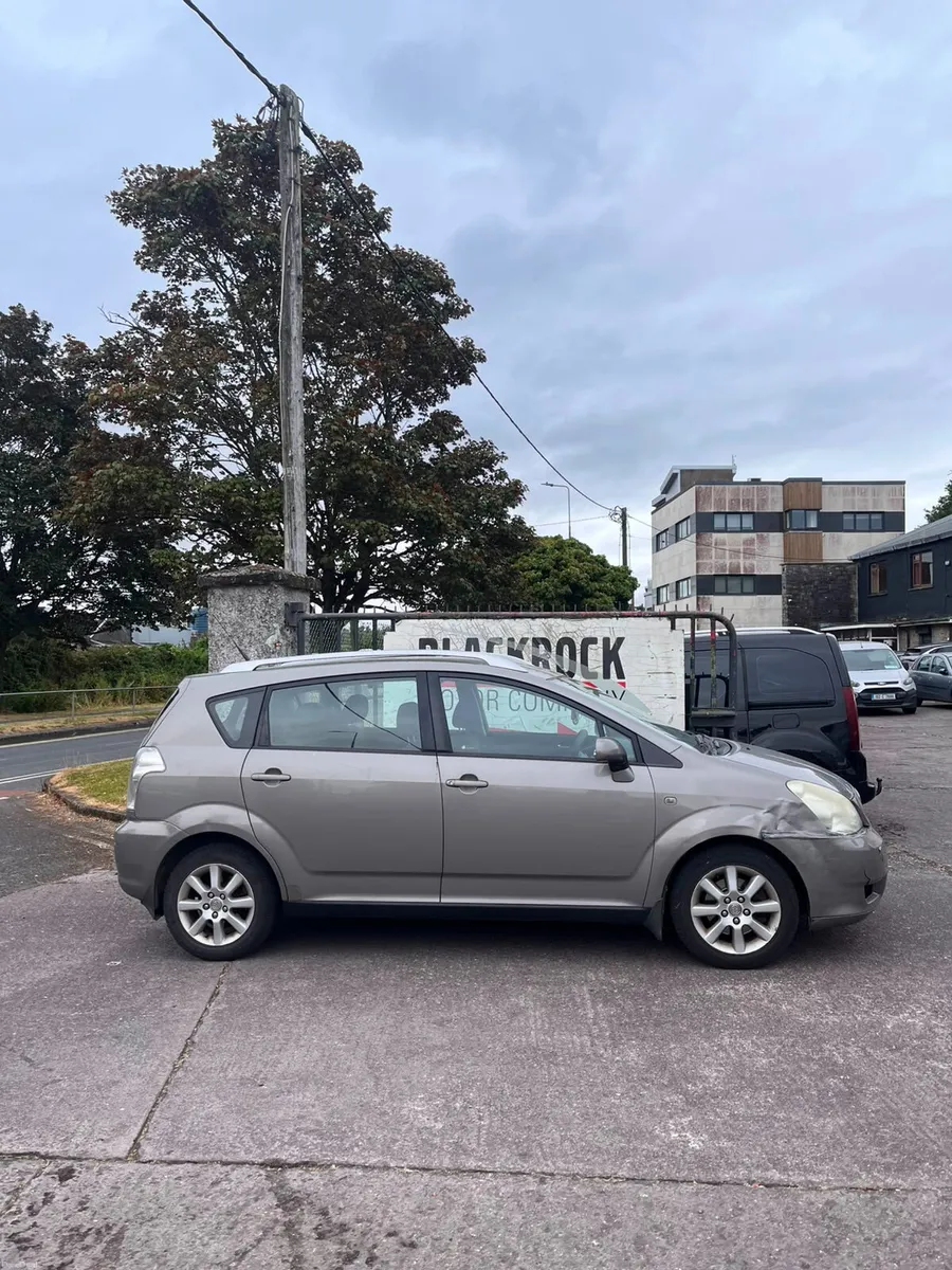 Toyota Corolla 2007 - Image 2