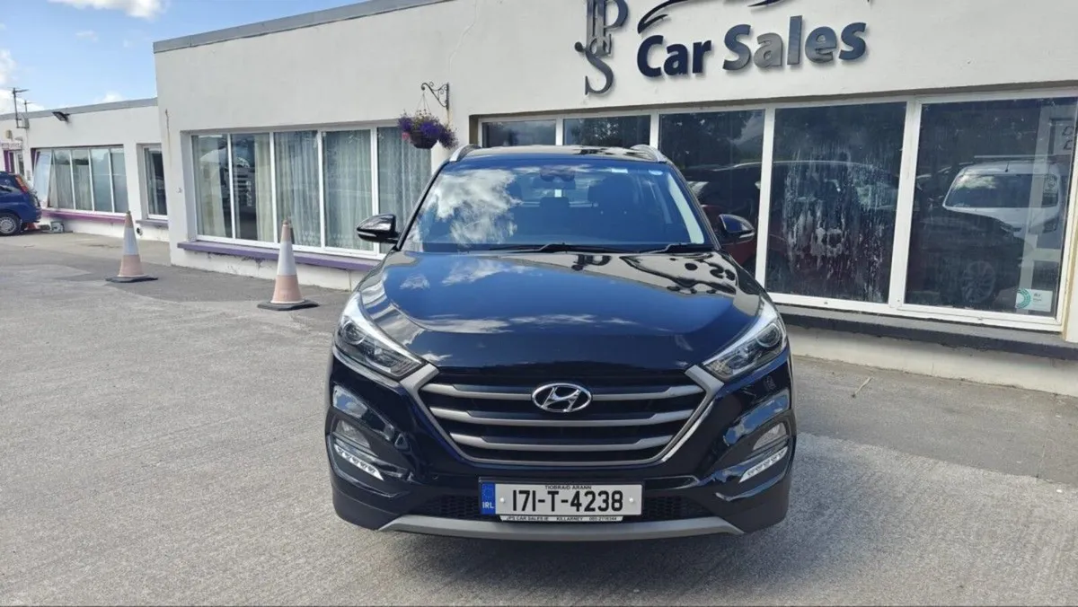 Hyundai Tucson 1.7d SE NAV - Image 2