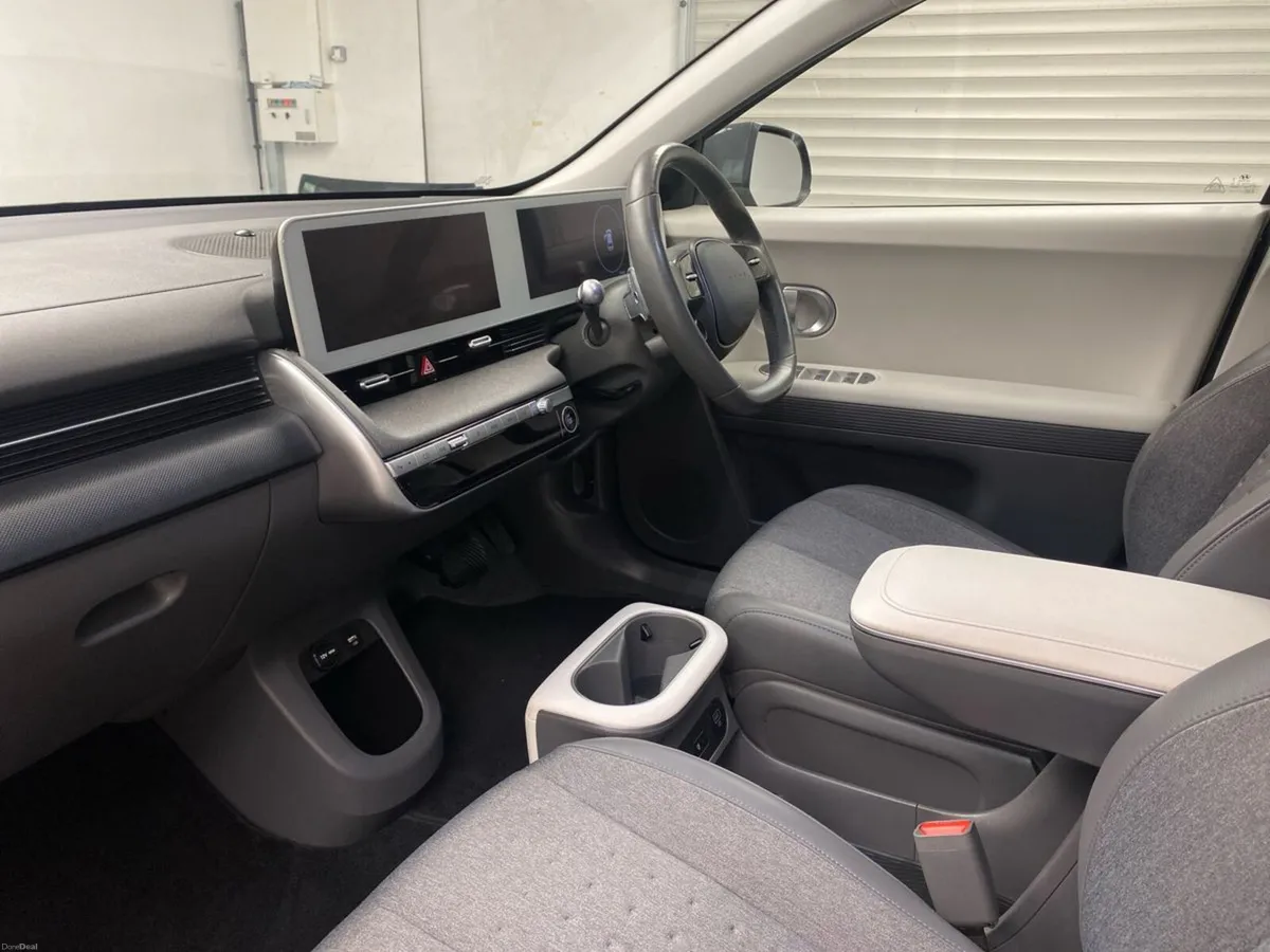 Hyundai IONIQ 5 77kW Executive Plus - Image 2
