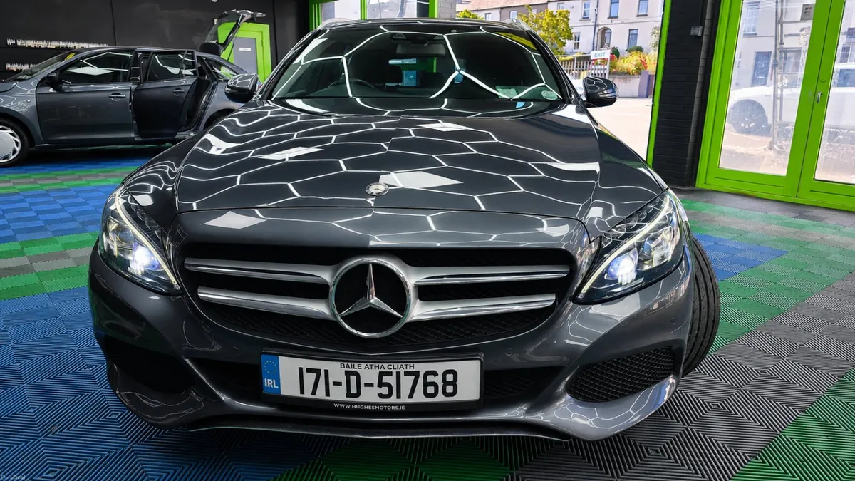 Mercedes-Benz C350E  278 BHP - Image 4