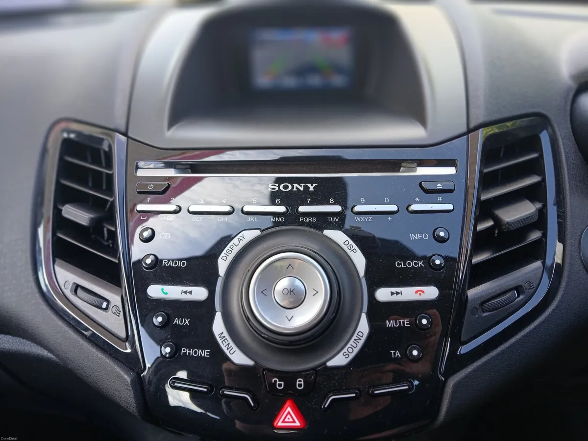 Ford Fiesta 2015 - Image 4
