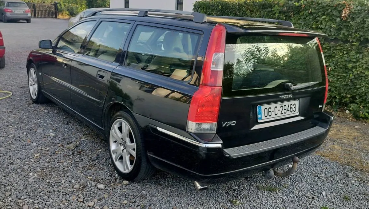 Volvo V70 D5 - Image 4