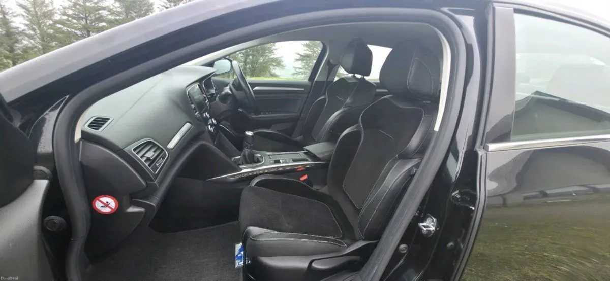 Car for sale - Image 4