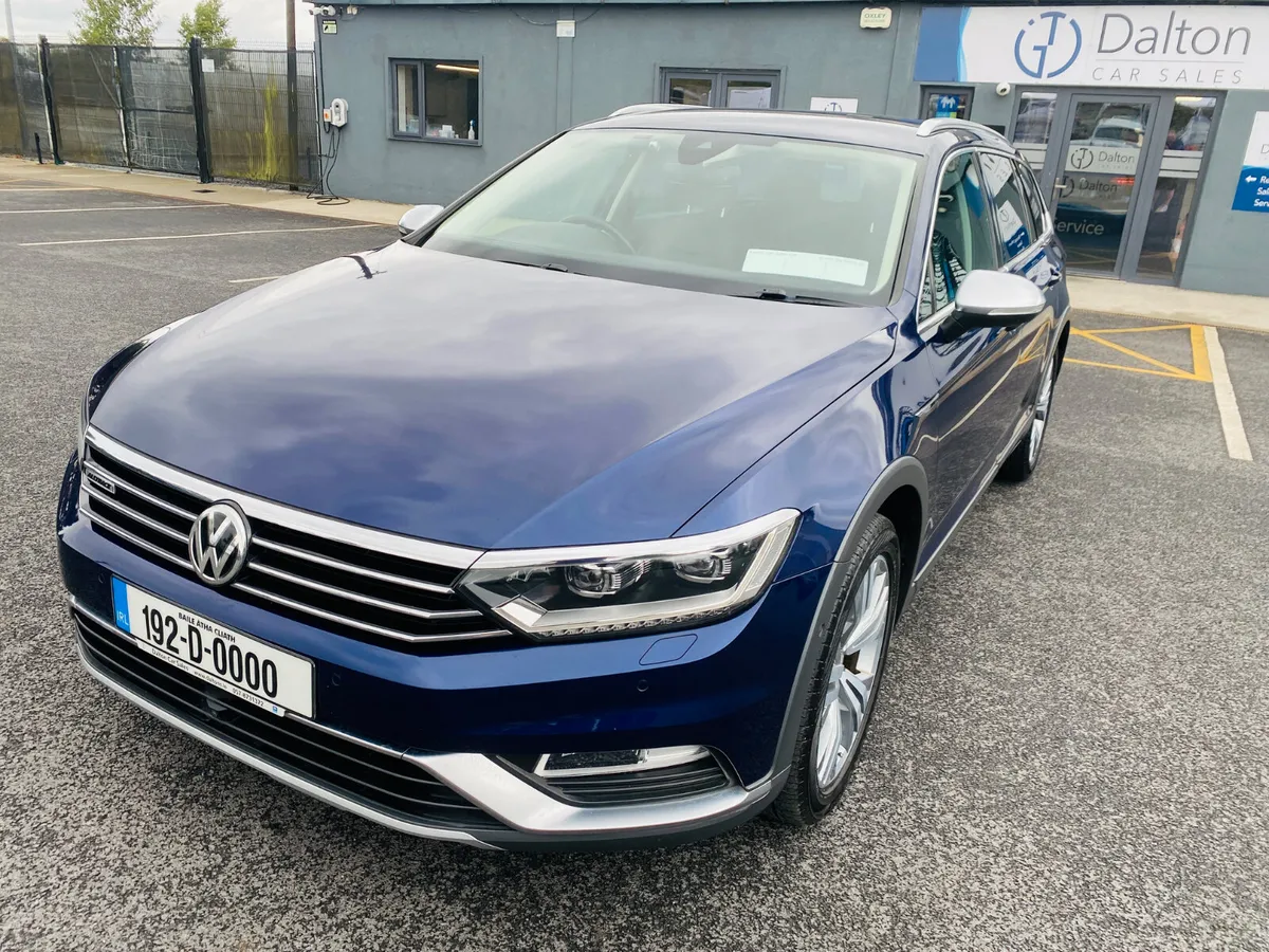 VOLKSWAGEN PASSAT ESTATE ALLTRACK 4 MOTION DSG 192 - Image 1