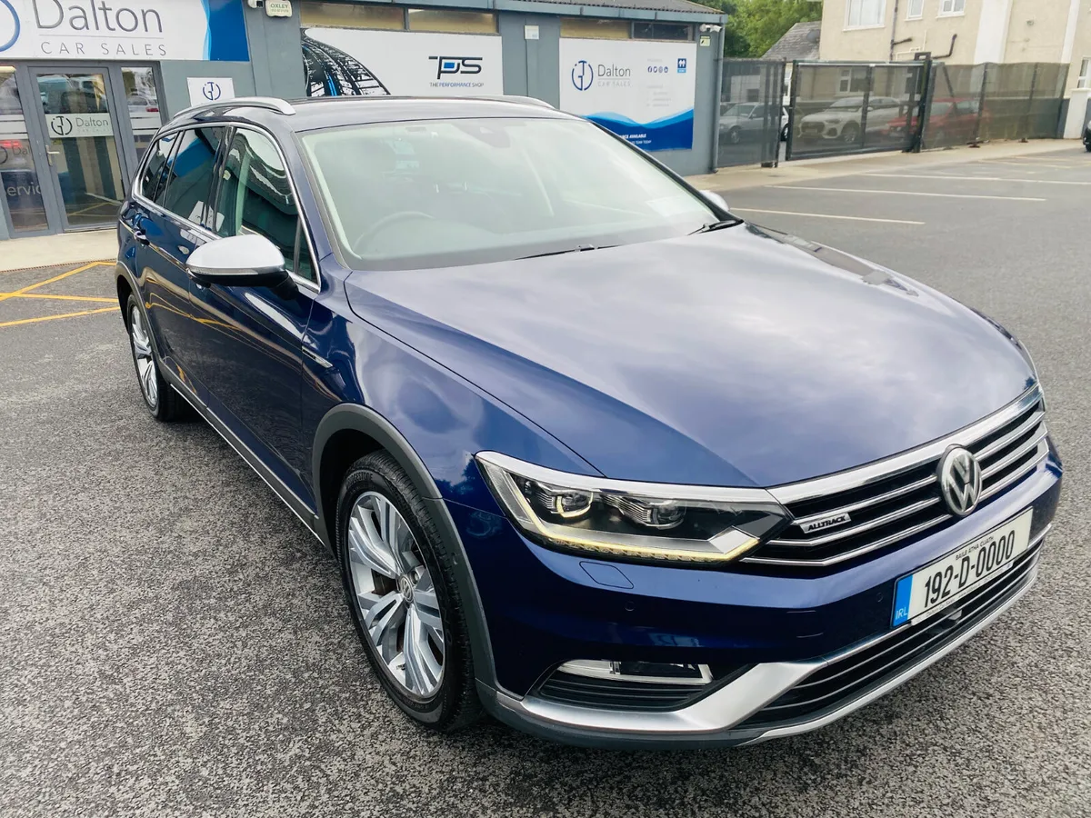 VOLKSWAGEN PASSAT ESTATE ALLTRACK 4 MOTION DSG 192 - Image 3