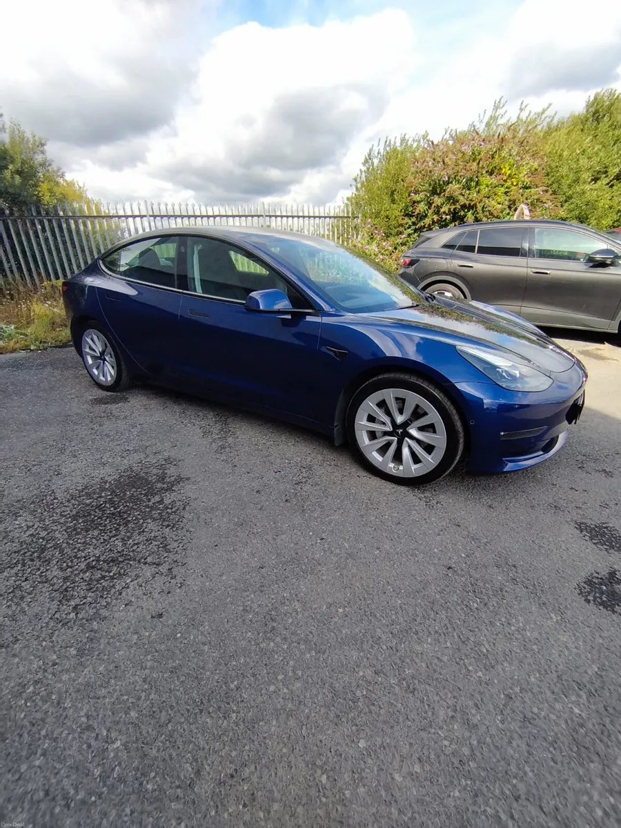 21 Model 3 min 2k trade in allowance - Image 1