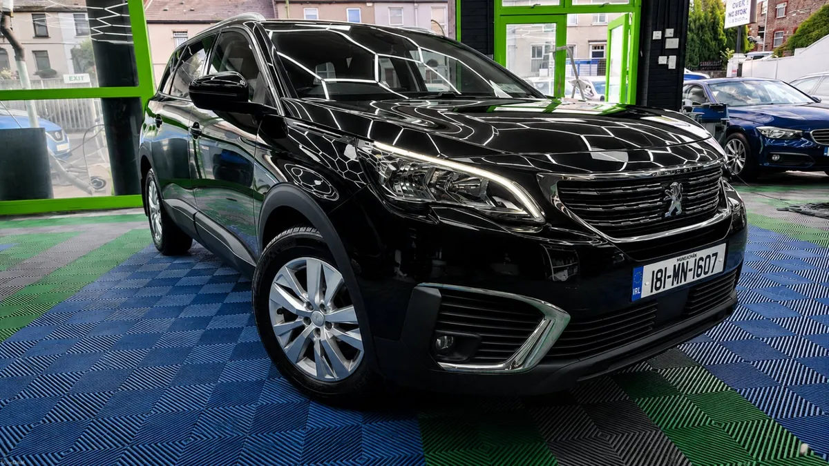 Peugeot 5008 2018 AUTOMATIC AA APPROVED - Image 1