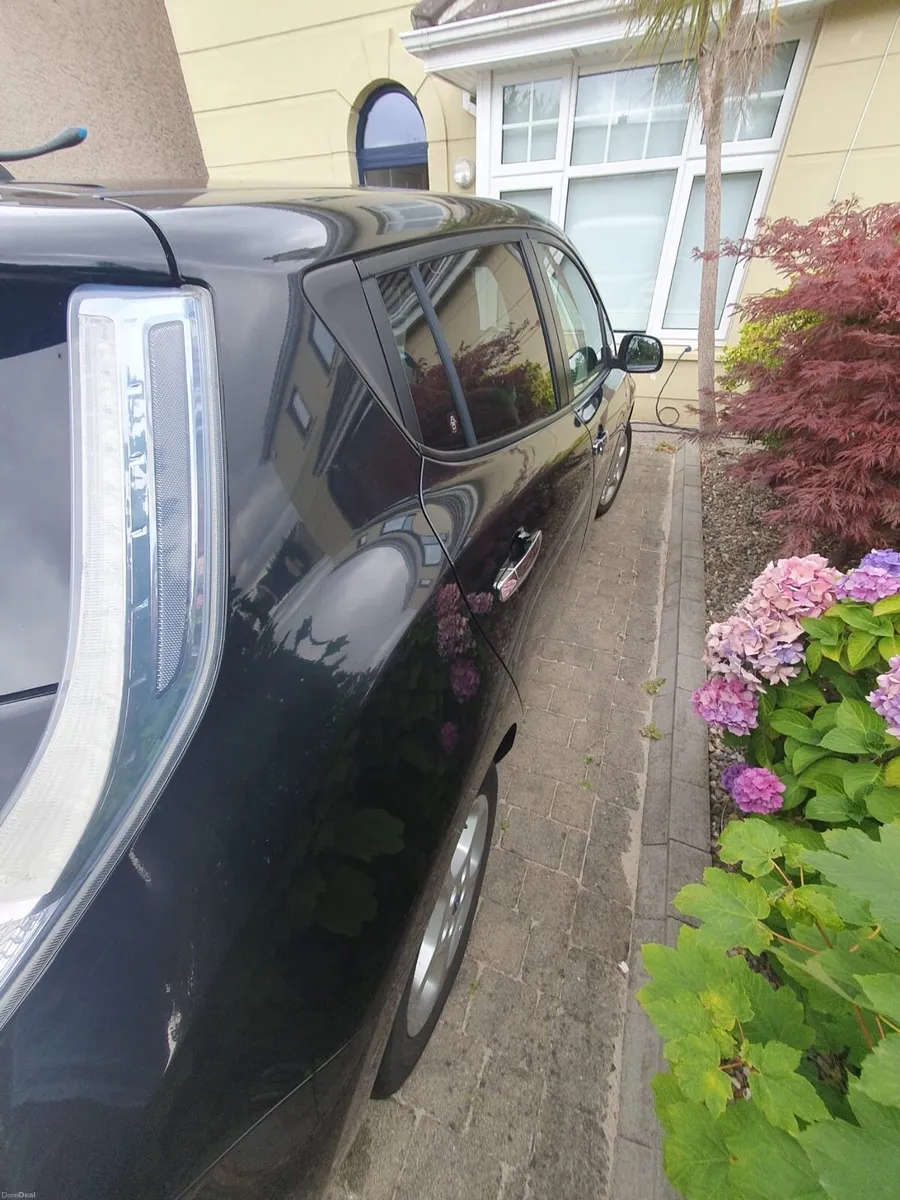 Nissan Leaf - Image 4
