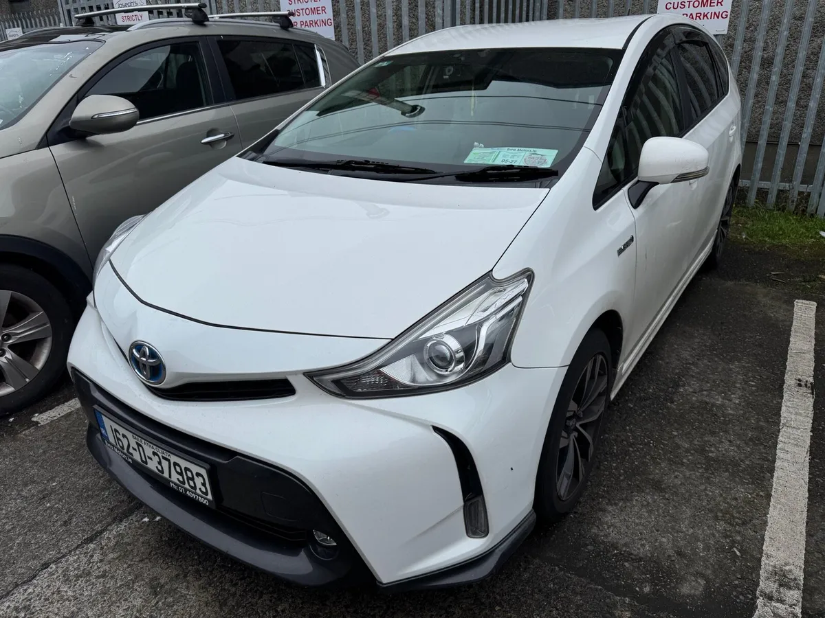 toyota prius+ - Image 1