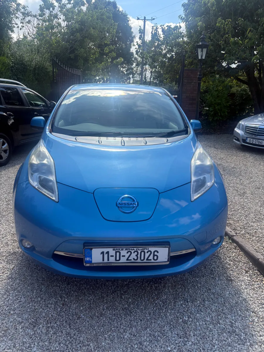 Nissan Leaf 2011(AUTOMATIC) - Image 2