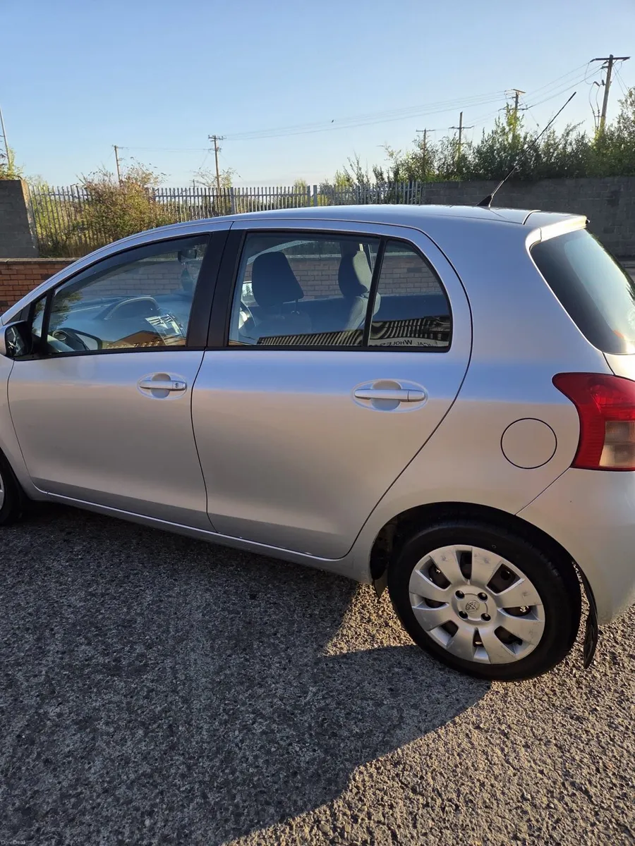 Toyota Yaris - Image 4