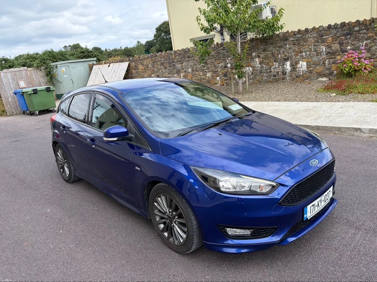 2017 Ford Focus St line 1.5 Diesel *Low Milage* - Image 6