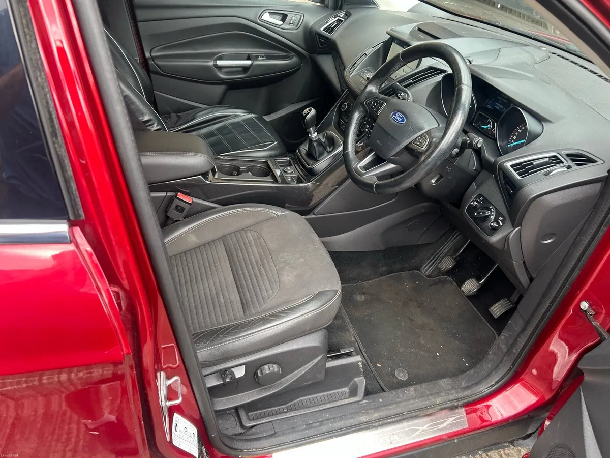 2018 FORD KUGA 2.0 tdci TITANIUM 150ps - Image 4