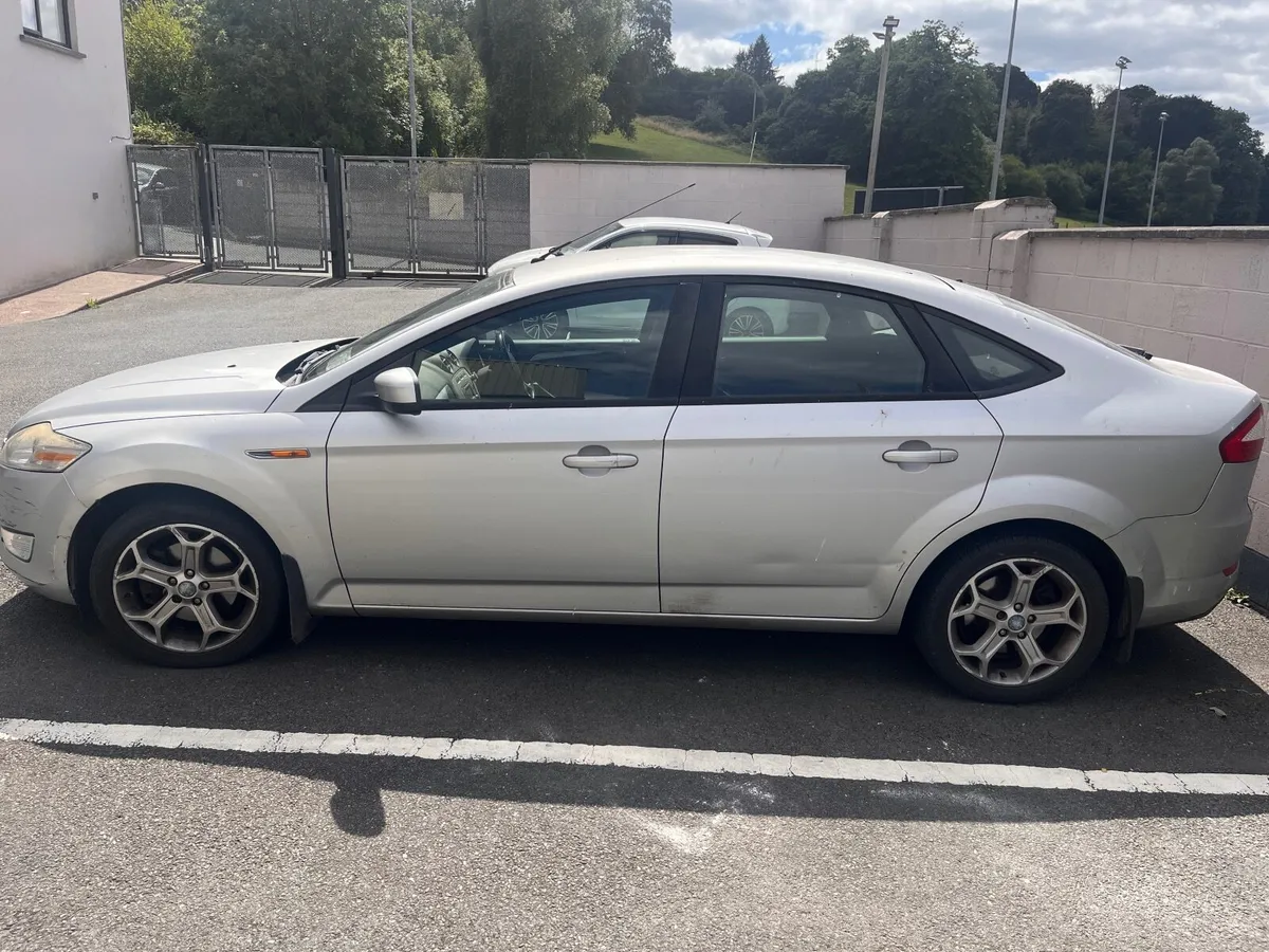 Ford Mondeo 2010 - Image 2
