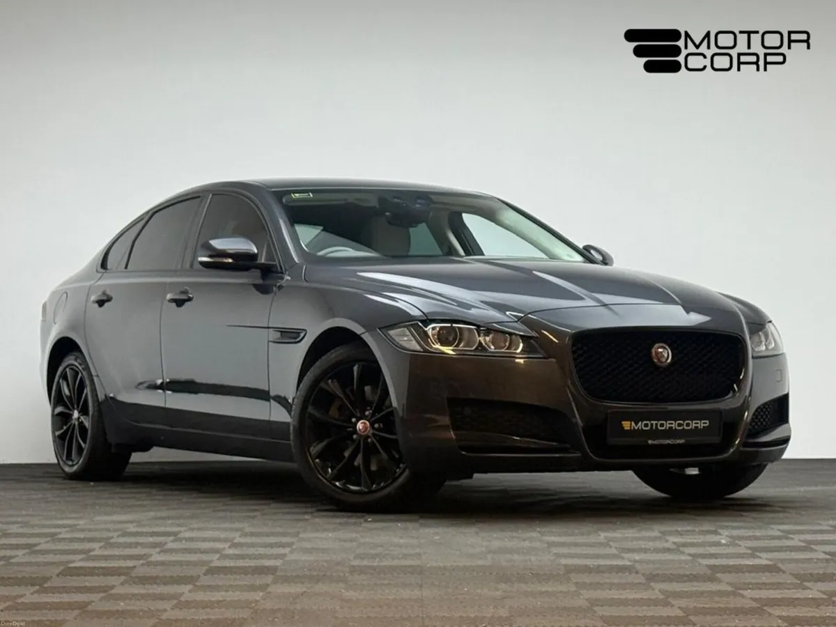 Jaguar XF 2.0D CHEQUERED FLAG ED - Image 1