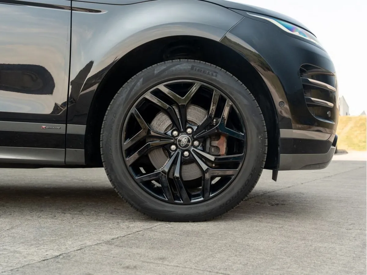 Land Rover Range Rover Evoque 2021 Evoque R-Dynami - Image 6