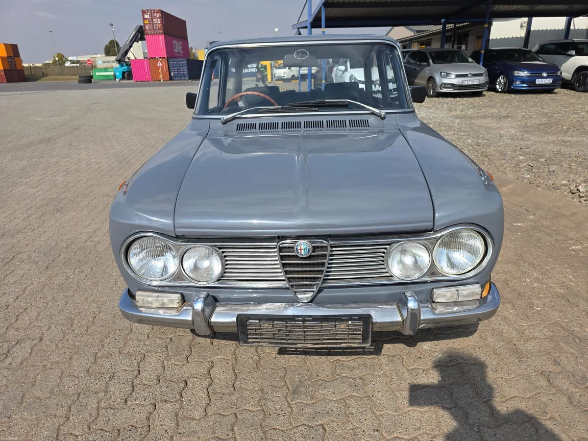 Alfa Romeo Giulia super 1.6ltr - Image 5