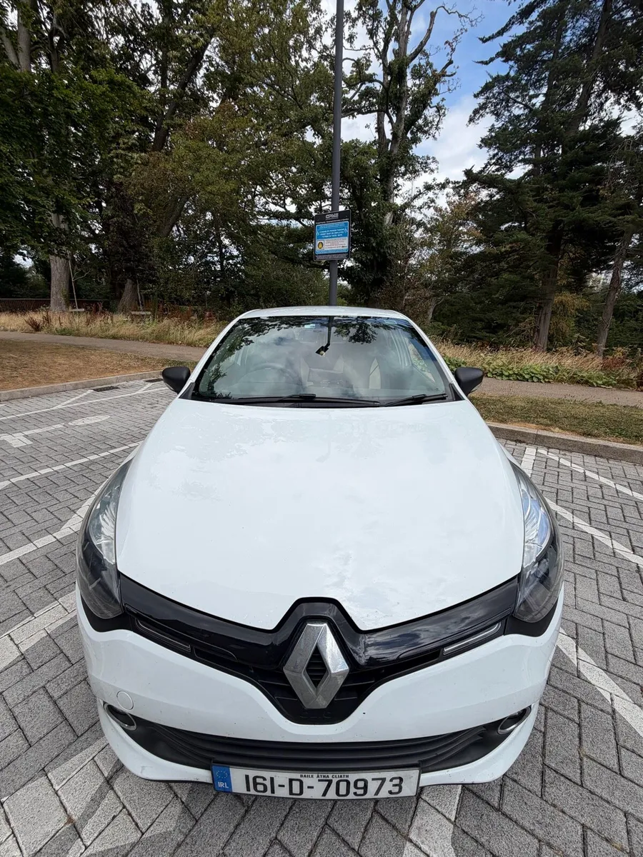 Renault Clio Play 2016 (Carplay & Parking Help) - Image 6