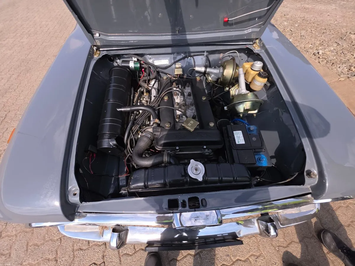 Alfa Romeo Giulia super 1.6ltr - Image 6