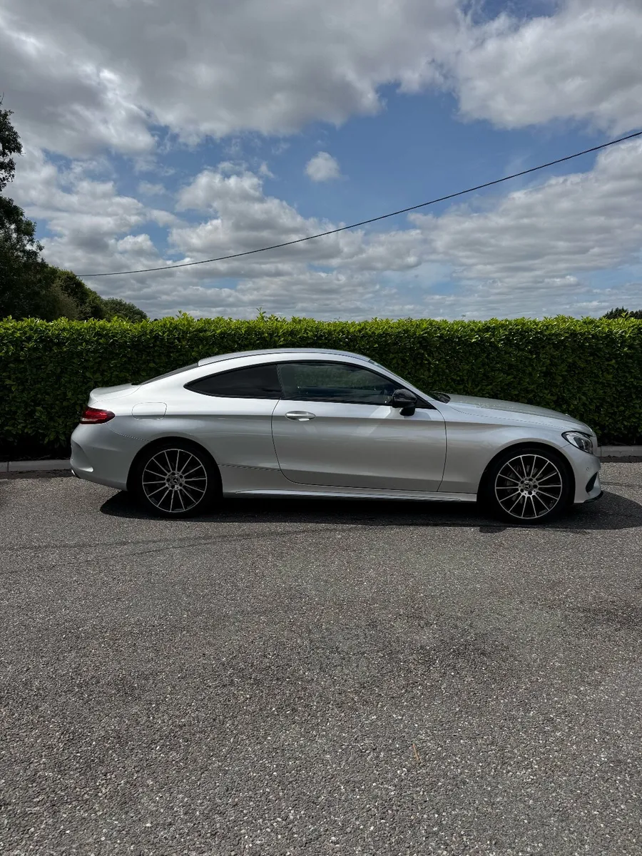 Mercedes-Benz C200 AMG Line Coupe - Image 4
