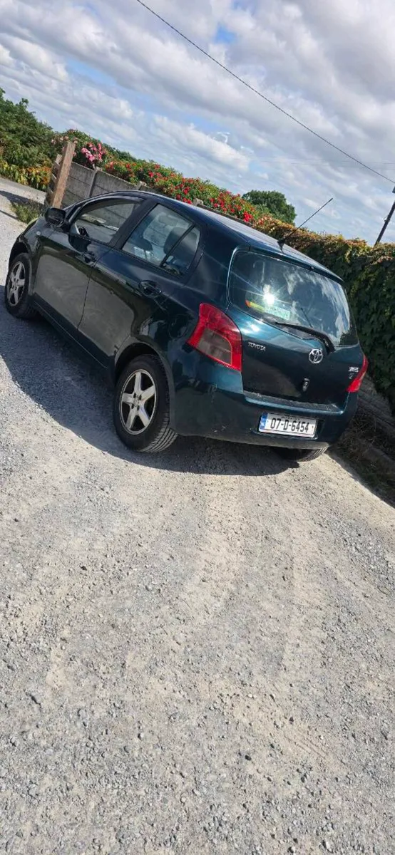 Toyota yaris - Image 2
