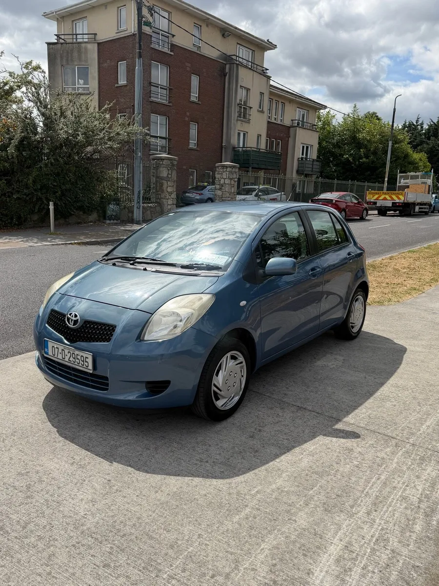 Toyota Yaris AUTO 1.0 - Image 2