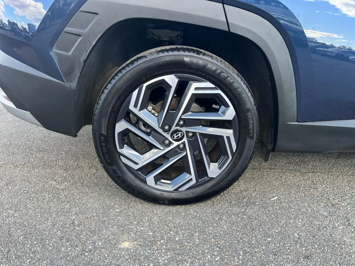 Hyundai Tucson Tucson FL 2WD Executive PHEV Auto - Image 5