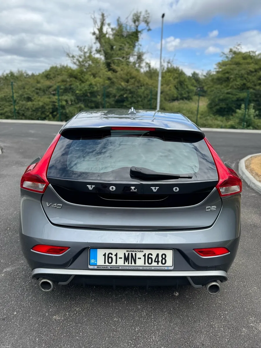 161 Volvo V40 R-DESIGN NEW NCT - Image 5