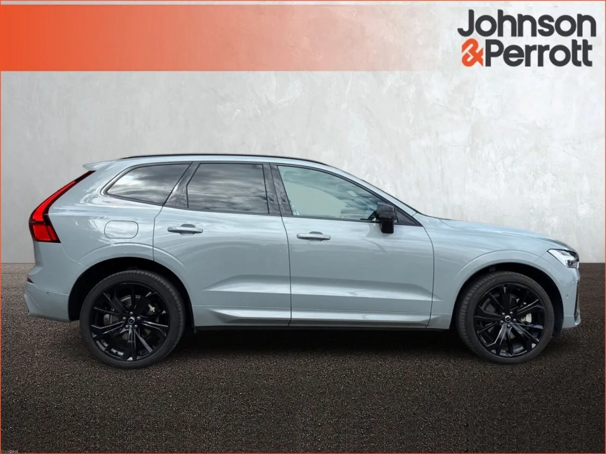 Volvo XC60 T6 350bhp AWD Plus Black Edition (Two Y - Image 5