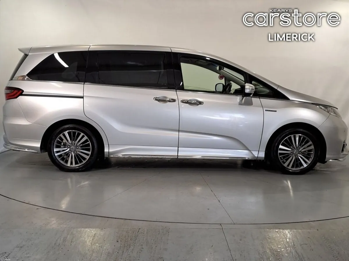 Honda Odyssey 2.0 HYBRID - Image 2