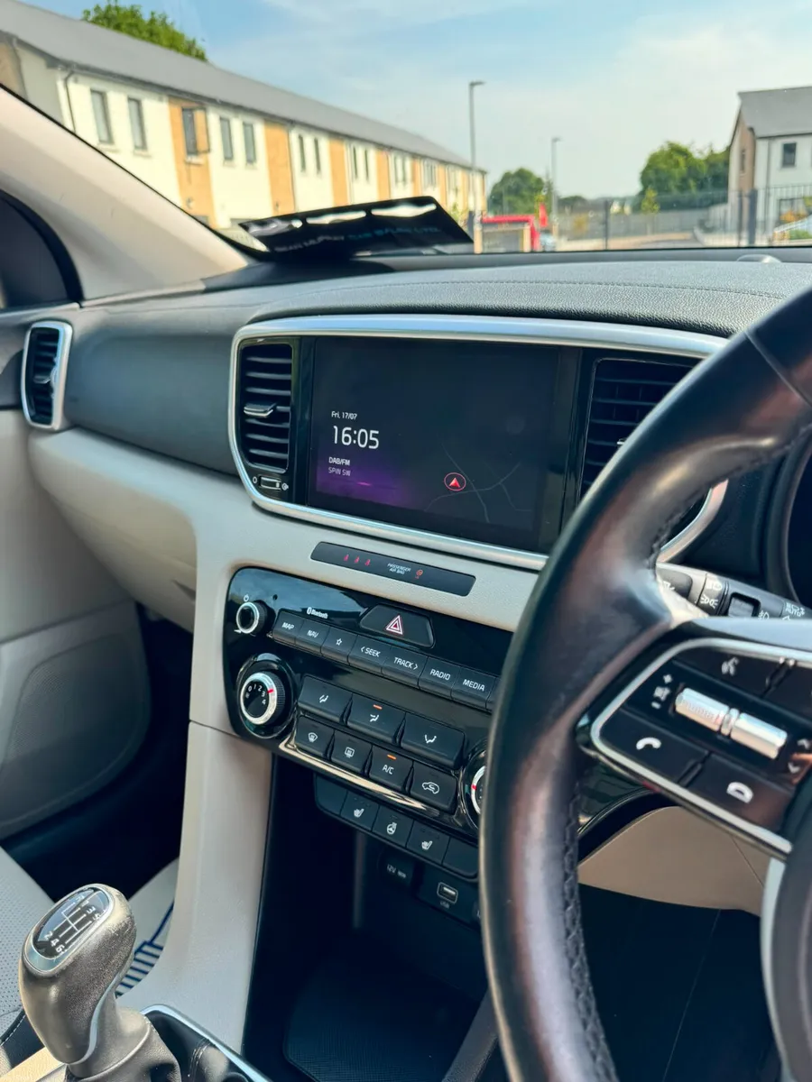 Kia Sportage 2021 - Image 3