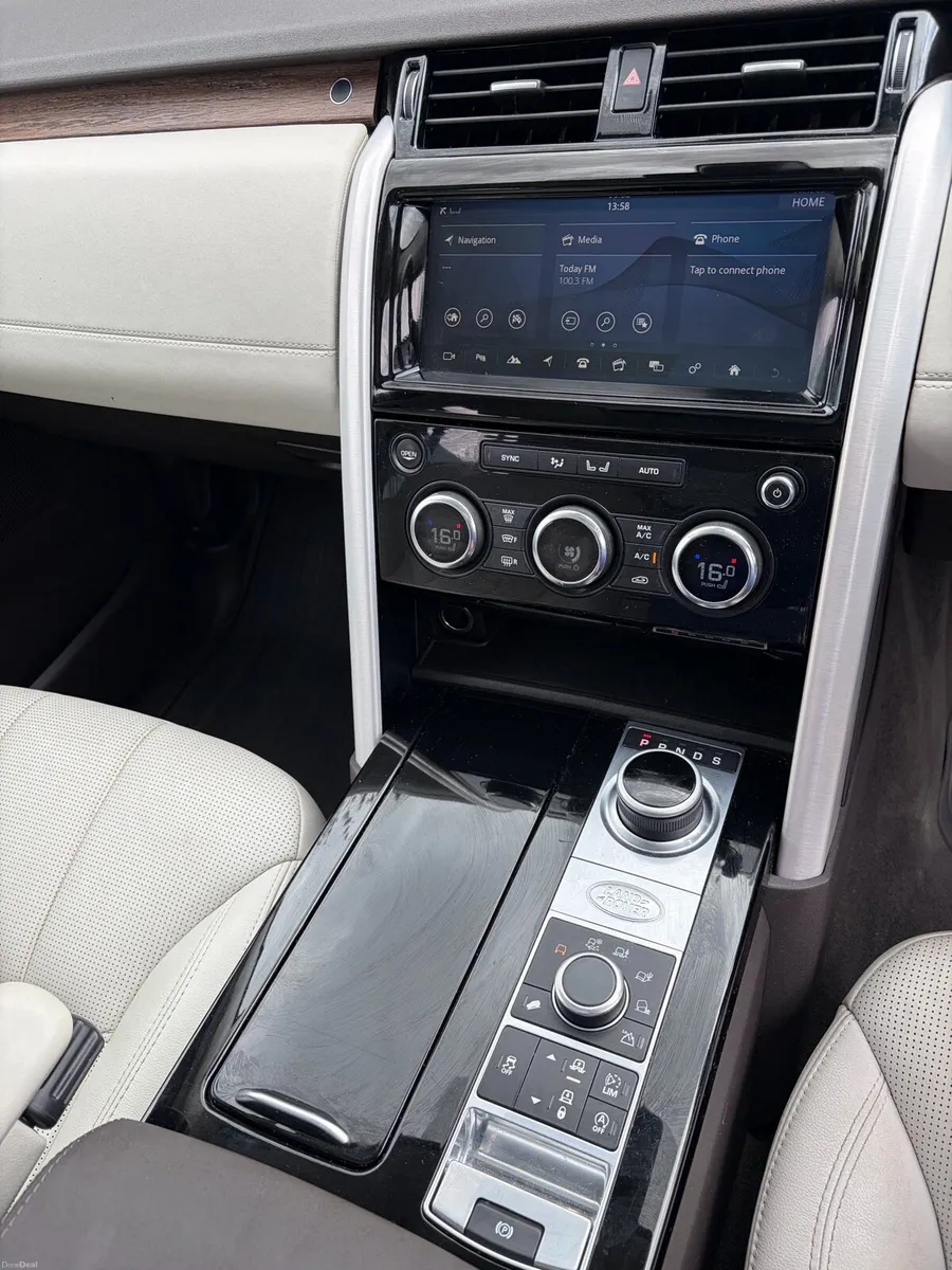 Landrover Discovery HSE - Image 6
