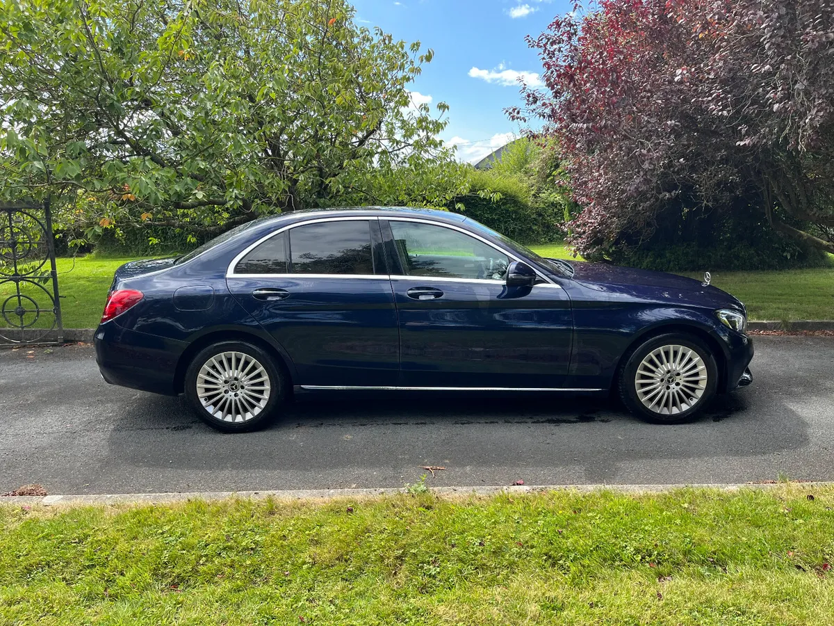 Mercedes-Benz C-Class 2018 - Image 1