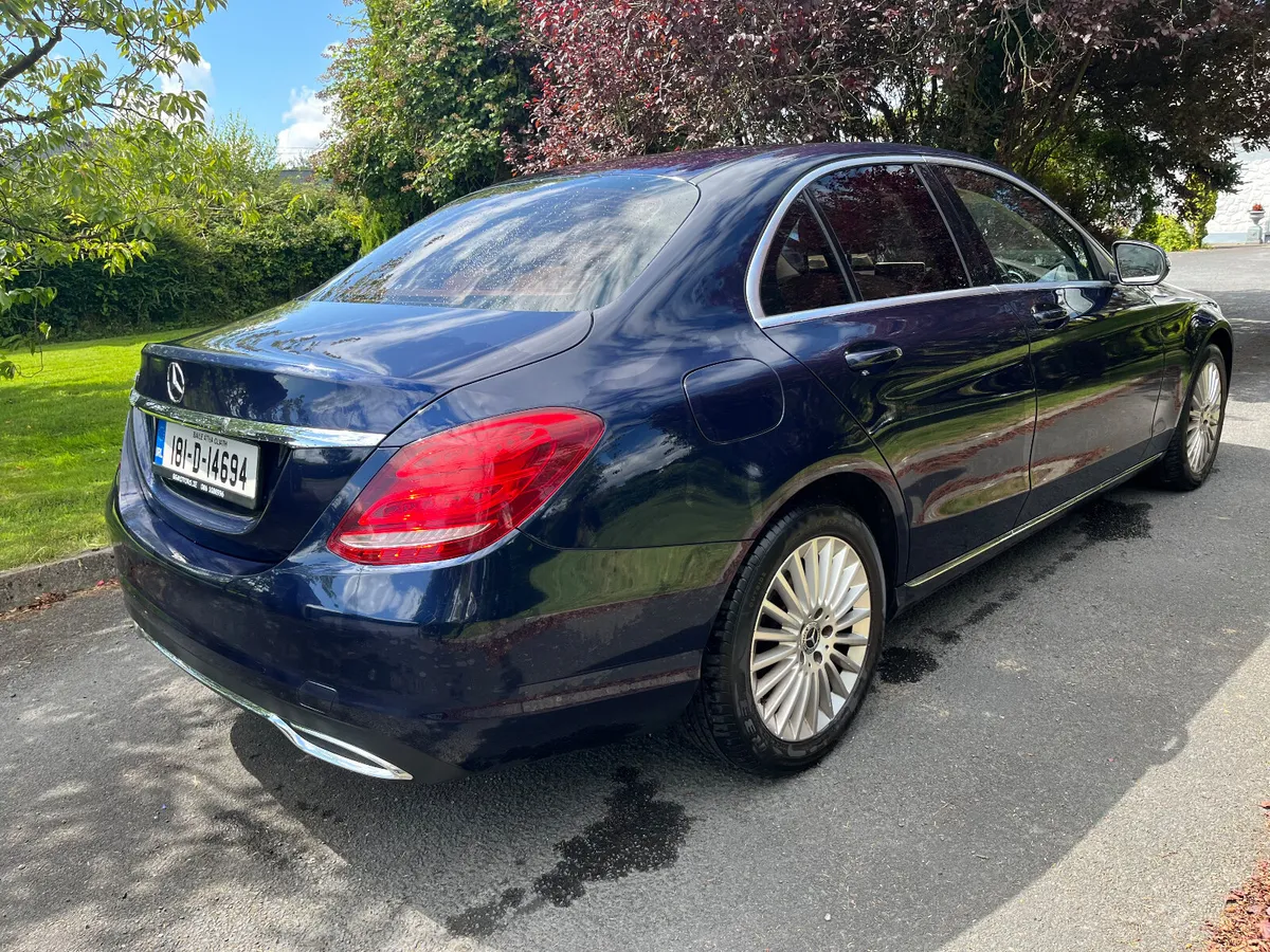 Mercedes-Benz C-Class 2018 - Image 5