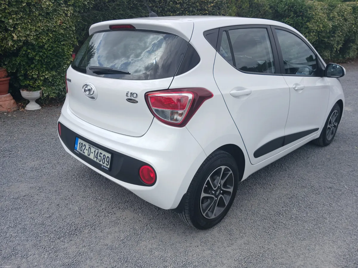 Hyundai i10 Deluxe 2018 - Image 4