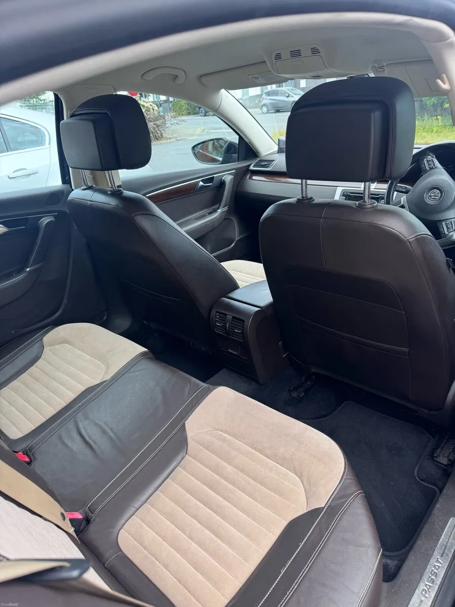 Volkswagen Passat - Image 6