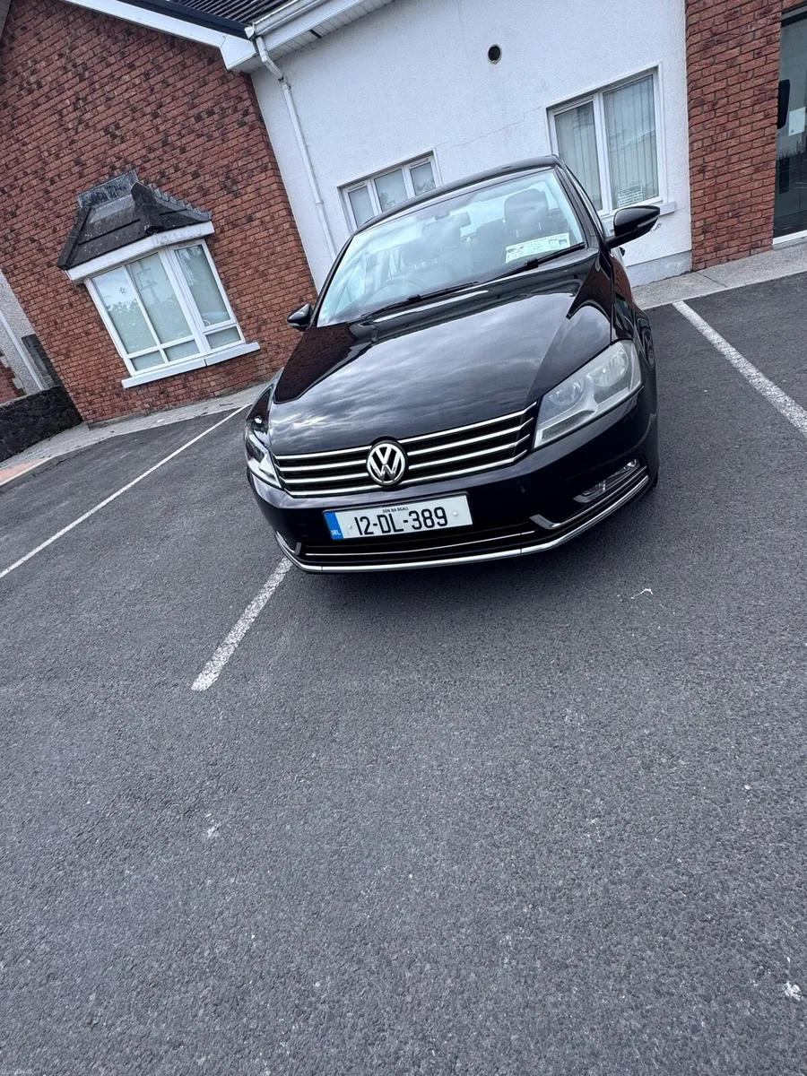 Volkswagen Passat - Image 3