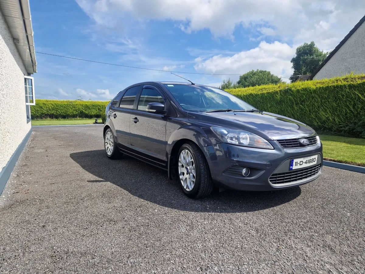 Ford Focus 2011 - Image 5
