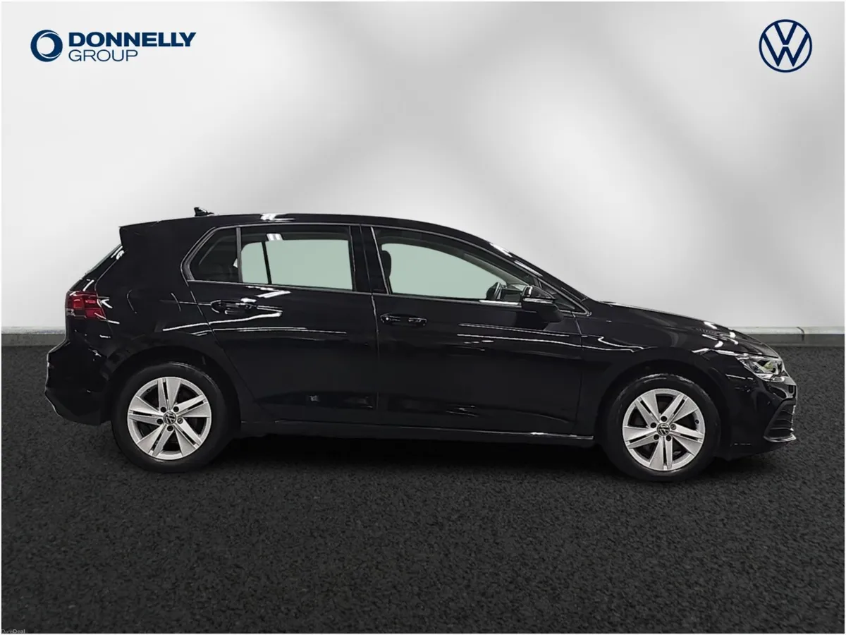 Volkswagen Golf Diesel Hatchback Life - Image 4