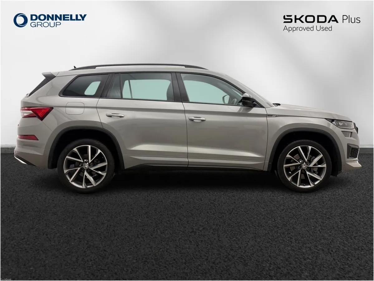 Skoda KODIAQ Diesel Estate Sport Line - Image 4