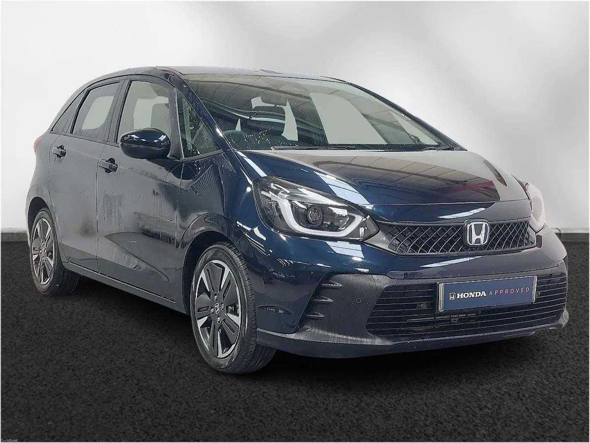 Honda Jazz Hatchback Advance - Image 1