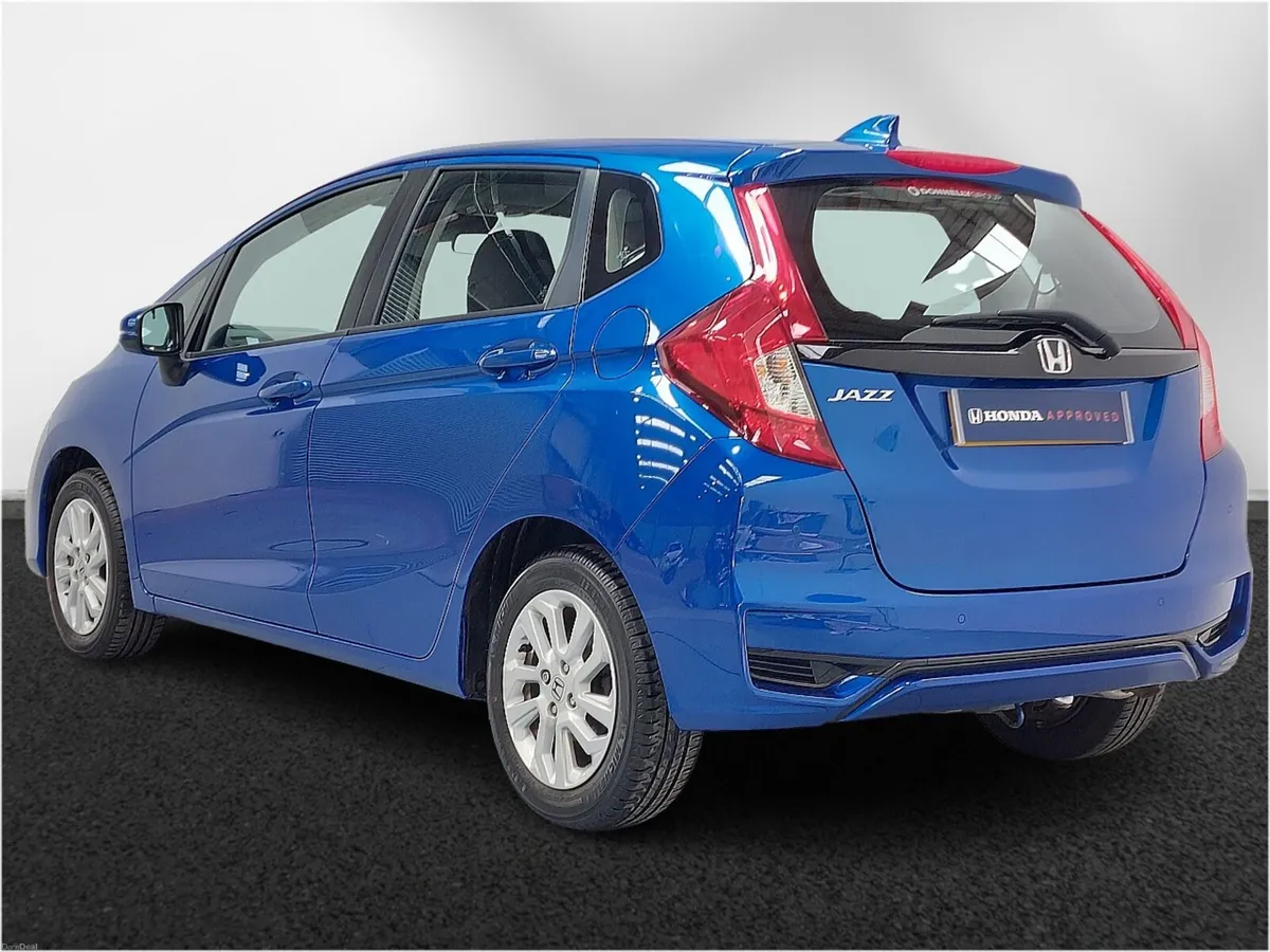 Honda Jazz Hatchback SE - Image 3
