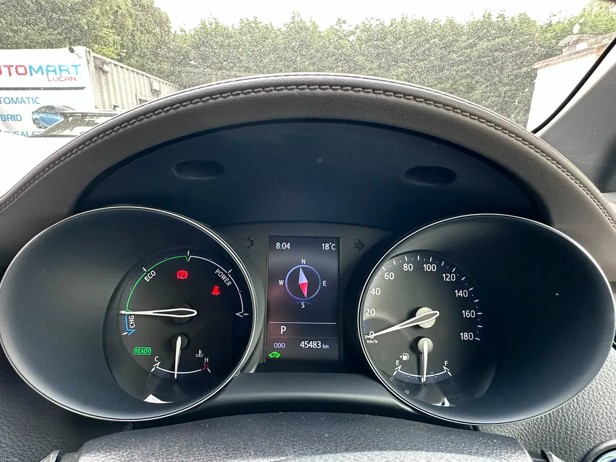 TOYOTA C-HR 2020  45K KM ONLY - Image 5
