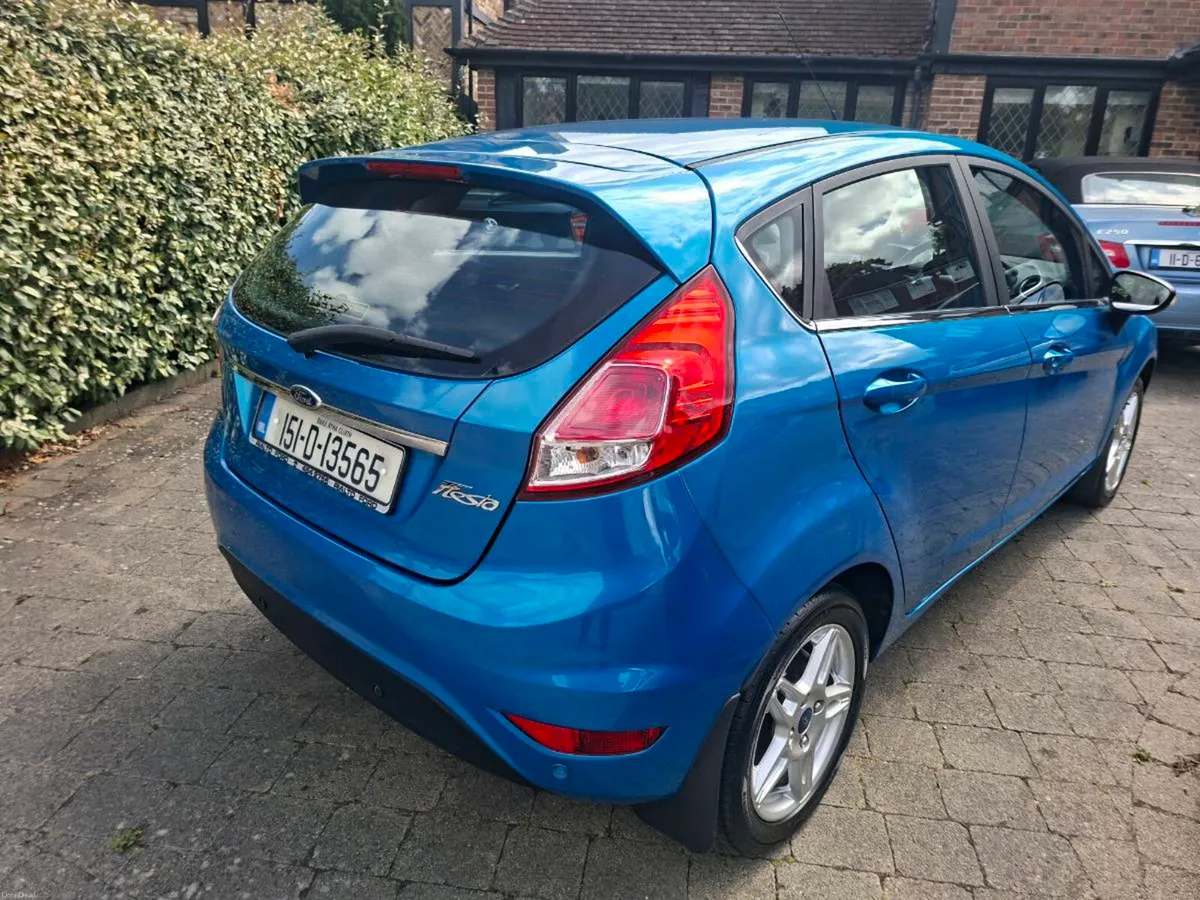 FIRD FIESTA 1.2 PETROL 2015 ONLY 94000 KLMS - Image 3