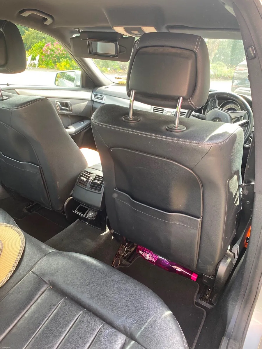 Mercedes E220 Diesel - Image 4