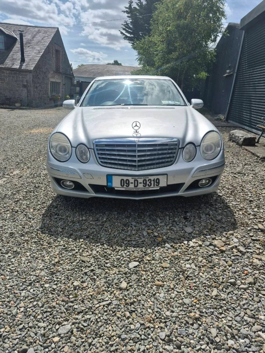 Mercedes e220 - Image 3