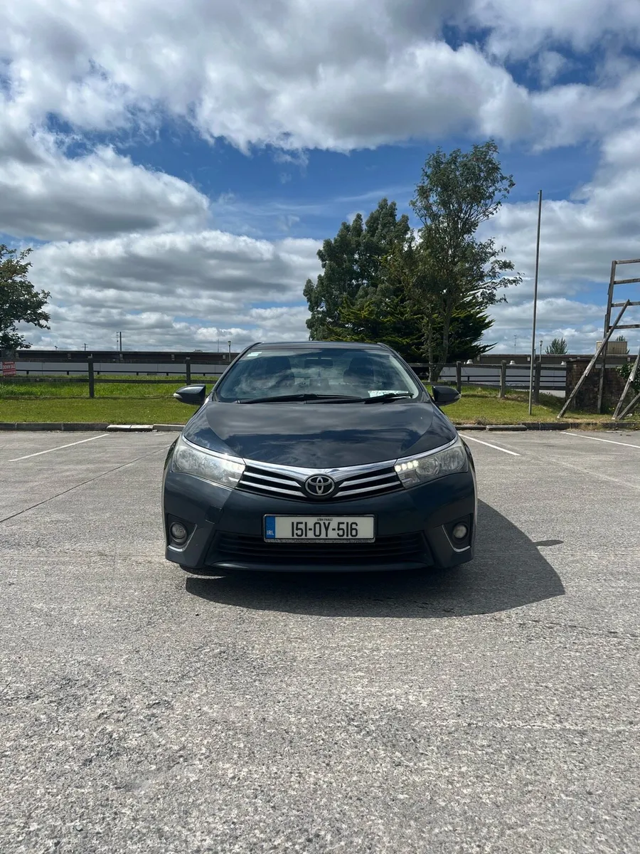 2015 Toyota Corolla Luna 1.4D4D - Reversing Camera - Image 2