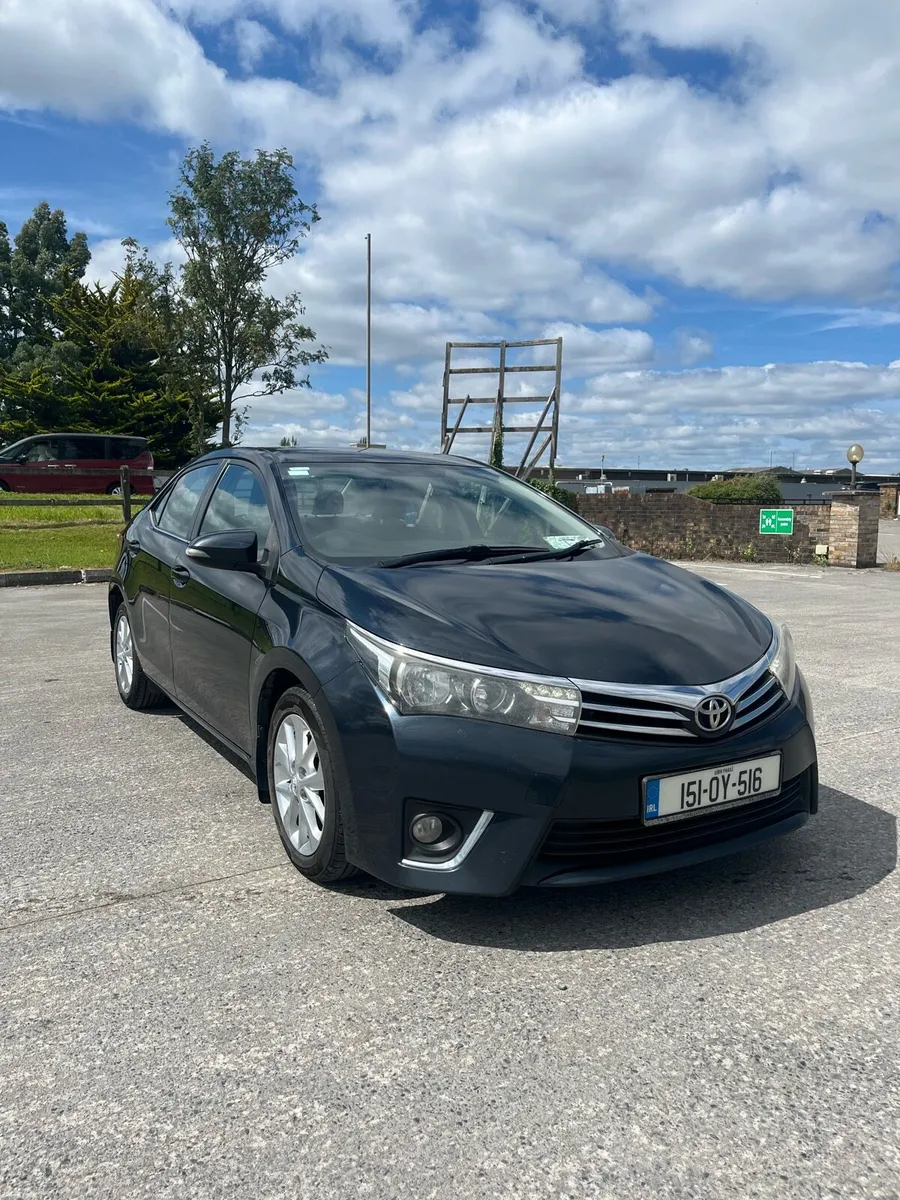 2015 Toyota Corolla Luna 1.4D4D - Reversing Camera - Image 3
